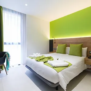 Mg Poniente Hotell
